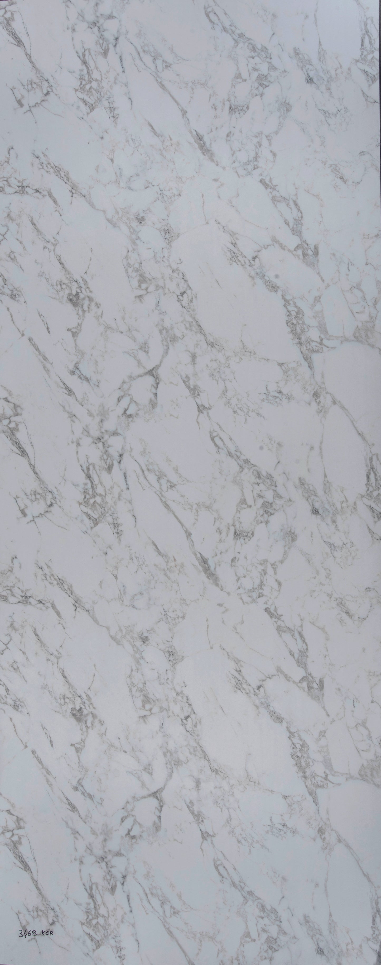 J5677 - Marmo Apuano